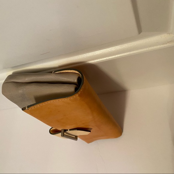 REED KRAKOFF BAG CLUTCH TAN CREAM GRAY COLOR BLOCK LEATHER SNAP FLAP LUXURY